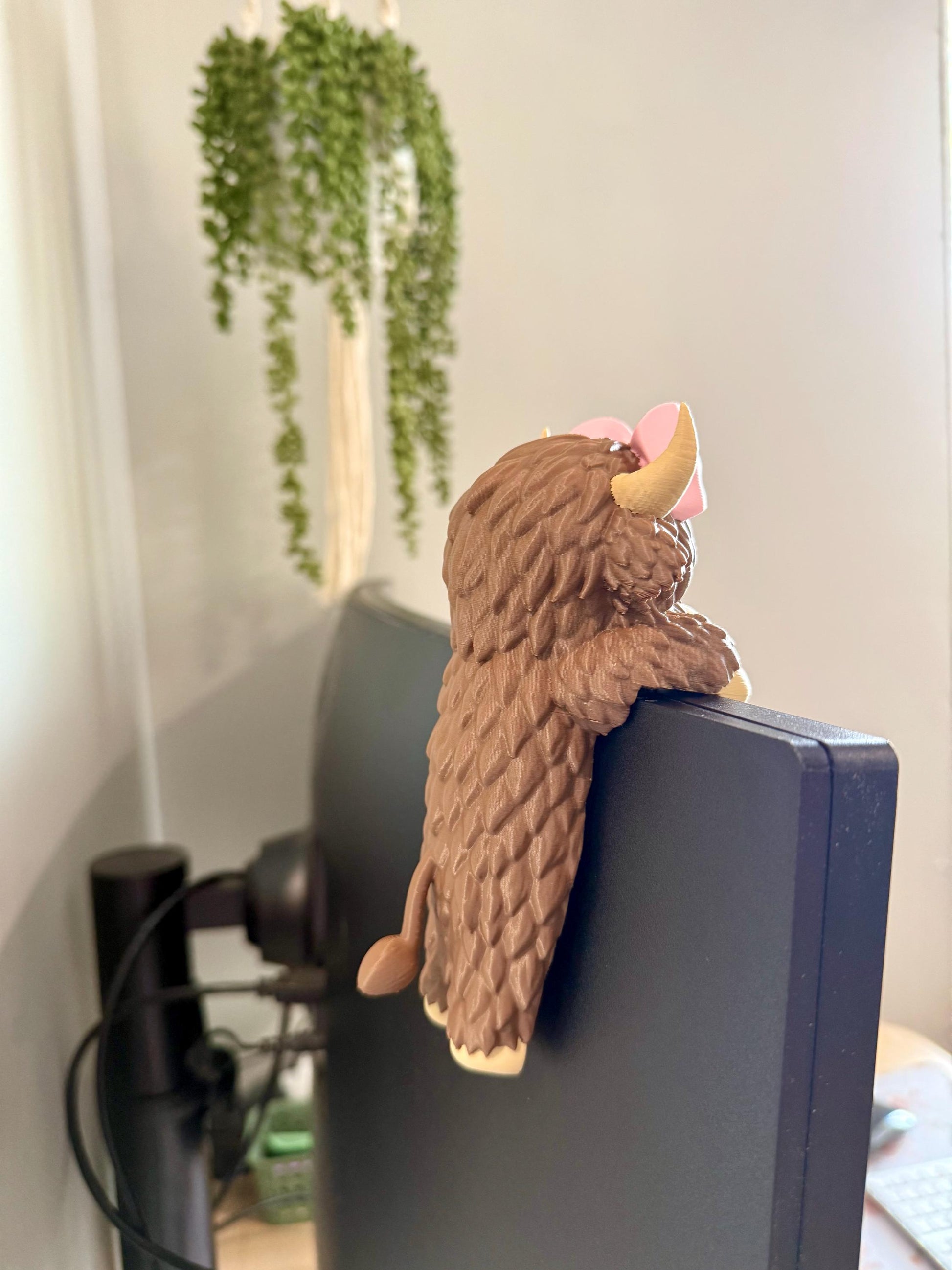Highland Cow Coquette Bow